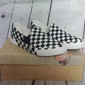 Very G Checkered Slip On Sneakers